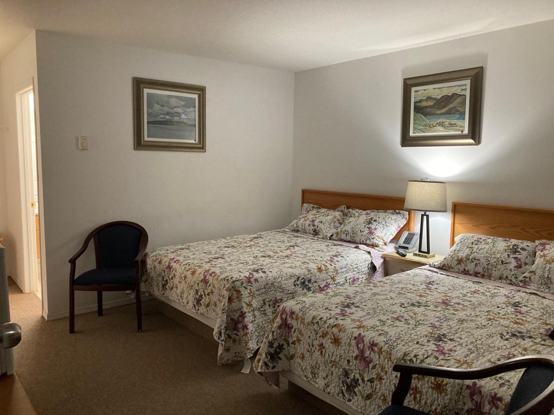Motel 99 Grand Forks Exterior photo